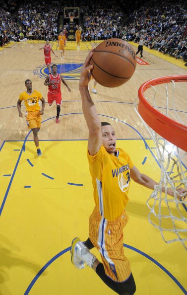 更关乎于球 更关乎于球