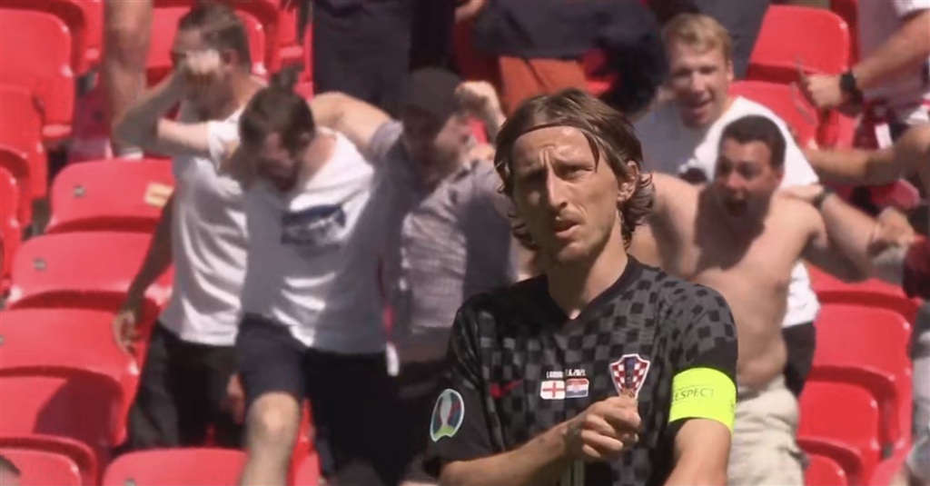 在比赛开场 在比赛开场