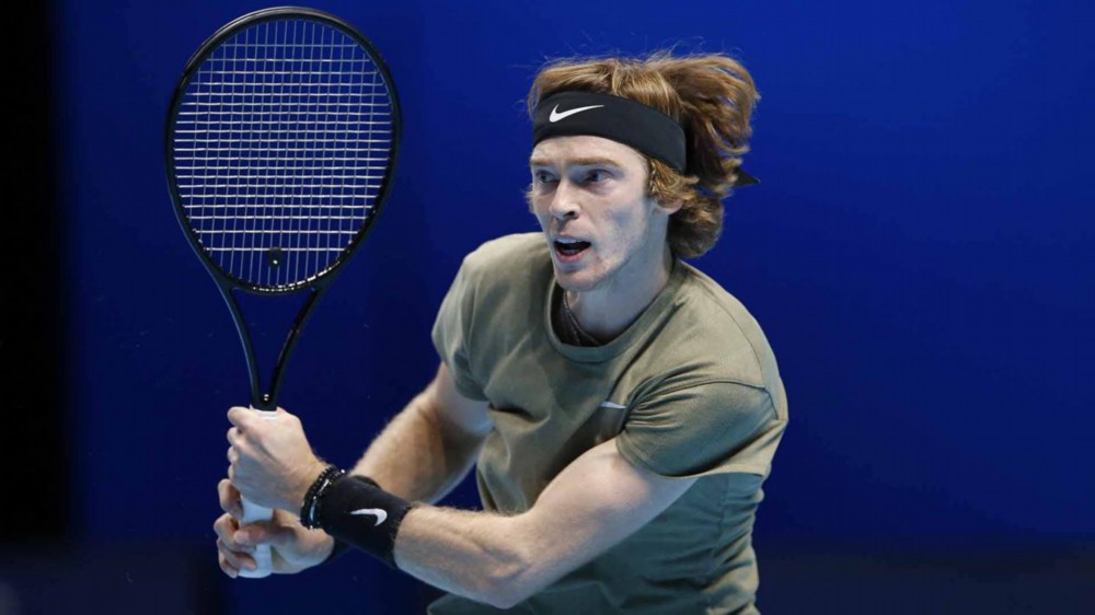 此消彼长间 此消彼长间