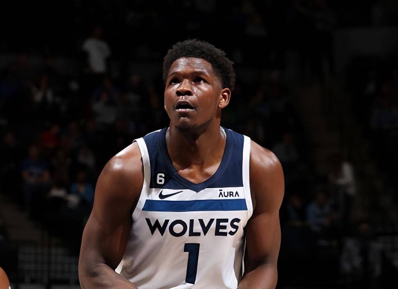 冠席位的爭 冠席位的爭