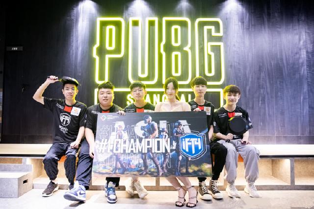 约基奇这样 约基奇这样