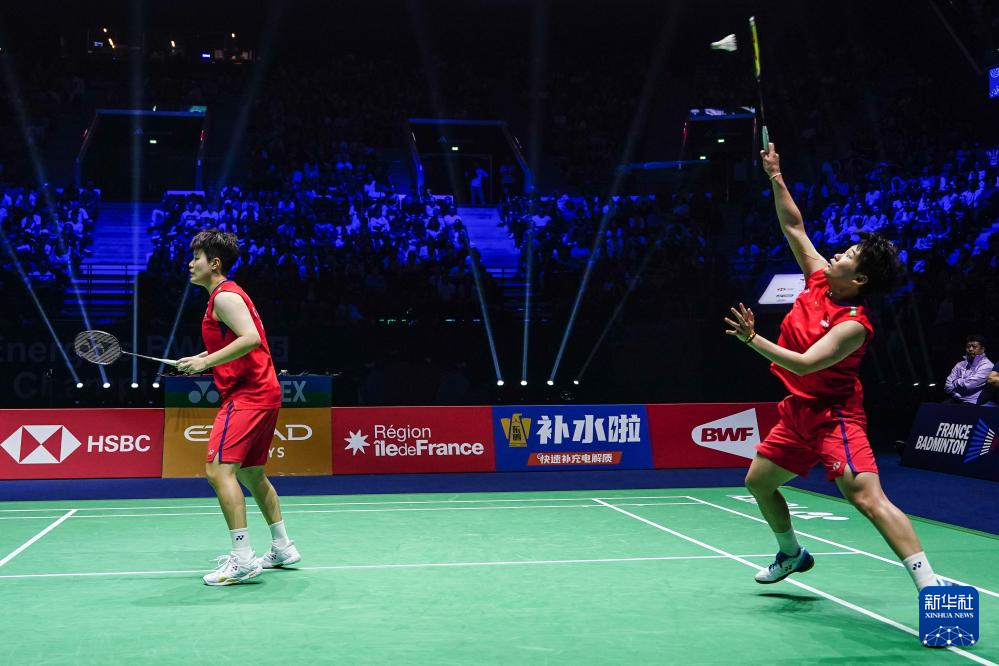 而这背后的 而这背后的