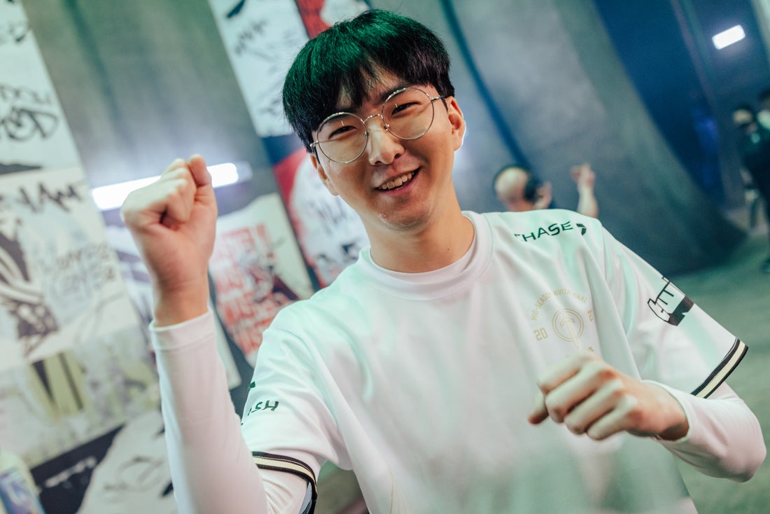 程一再拖延 程一再拖延