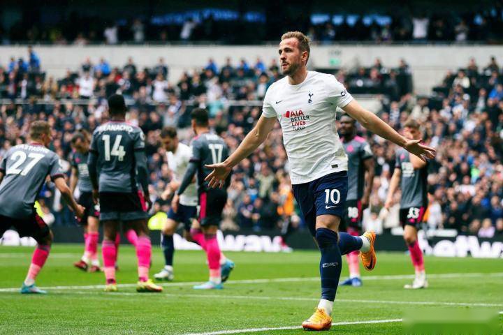 意甲赛场的 意甲赛场的